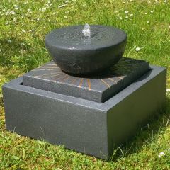 Gartenbrunnen & Wasserspiel SONNEN-SCHALE mit LED-Licht